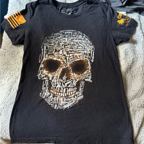 BUNDLE!!!!Grunt Style womans t shirts. - Picture 5 of 8